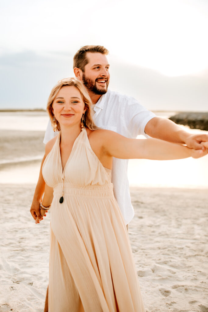 When to Book your Maternity Photos