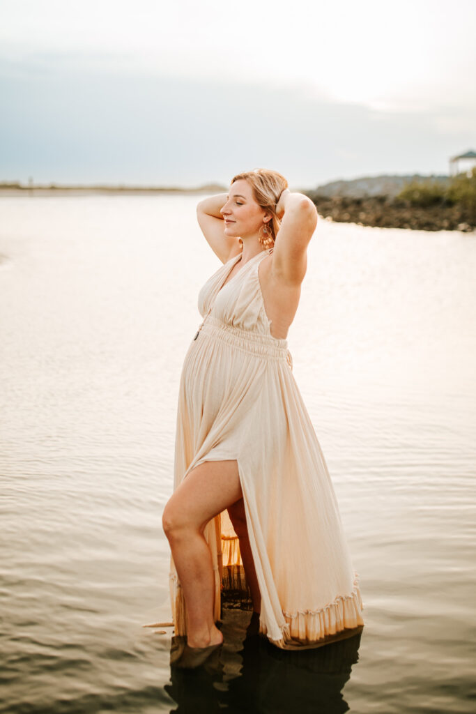 When to Book your Maternity Photos