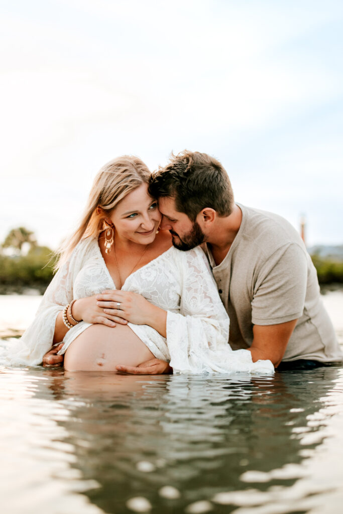 When to Book your Maternity Photos